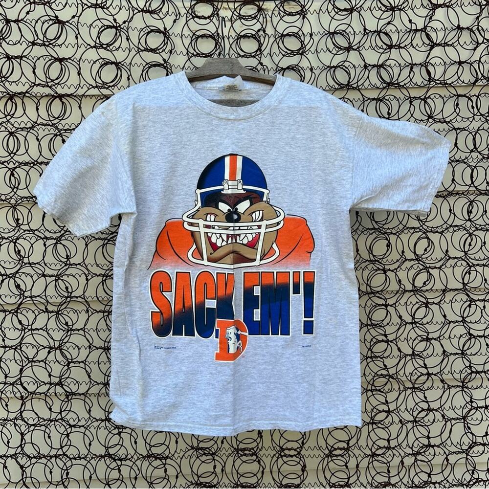 Vintage 1996 Denver Broncos Taz Manian Devil NFL short sleeve T-shirt XL